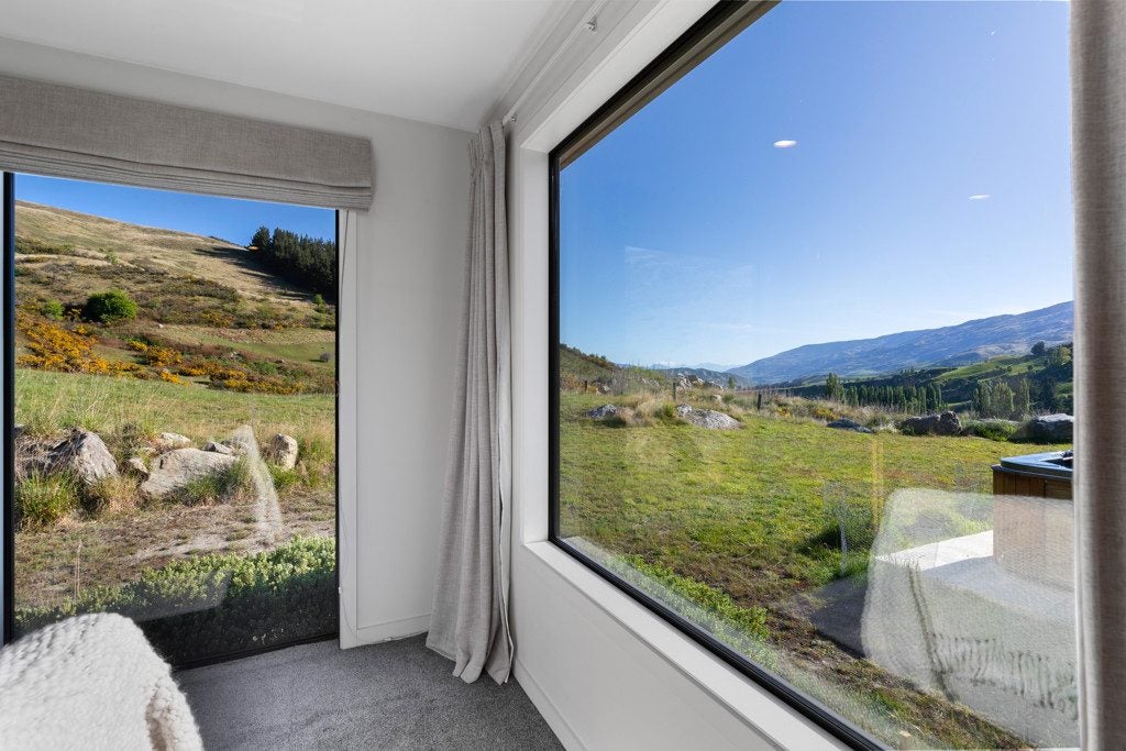 2402C Cardrona Valley Road, Cardrona, Wanaka - Carousel 1