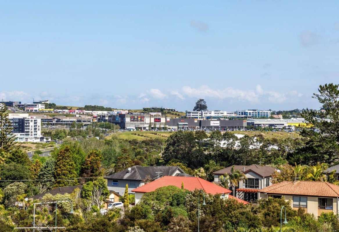 15A Living Stream Road, Albany Heights, Auckland - Carousel 2