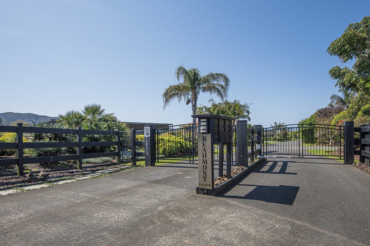 1 Beau Lane, Maunu, Whangarei - Carousel 20