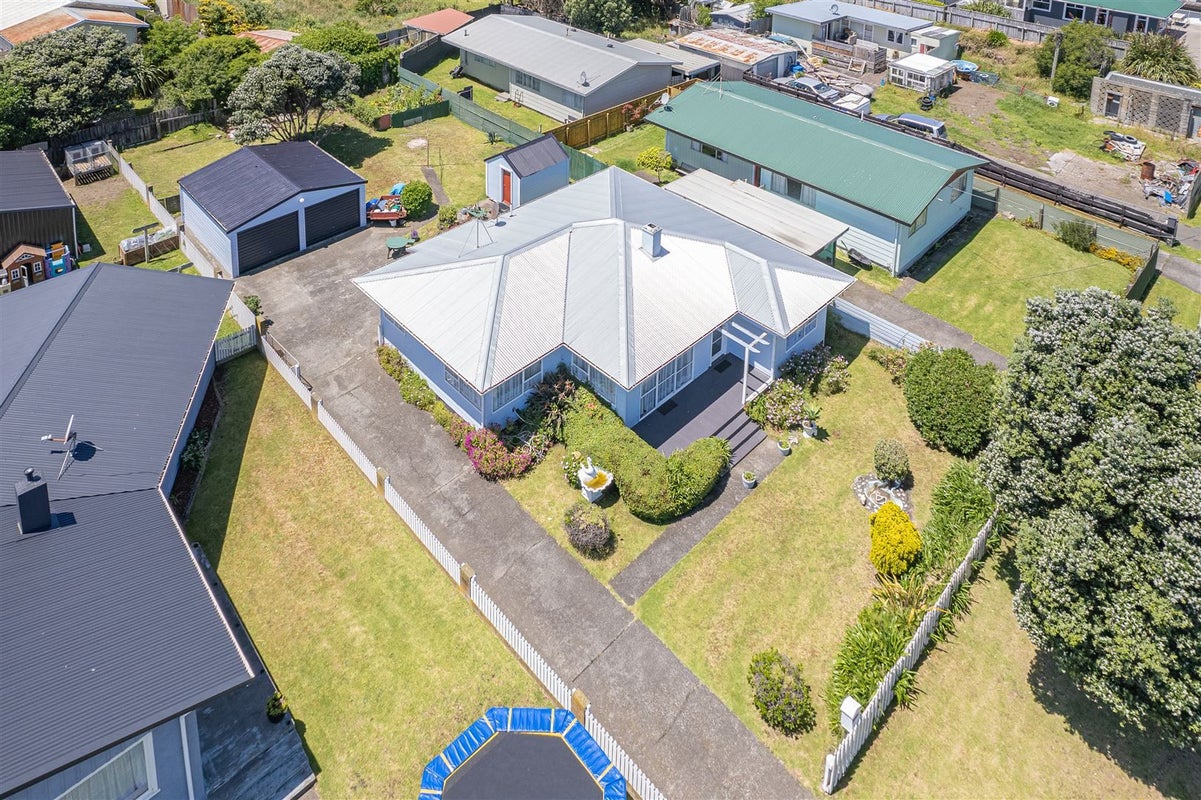 92 Karaka Street, Castlecliff, Whanganui - Carousel 22