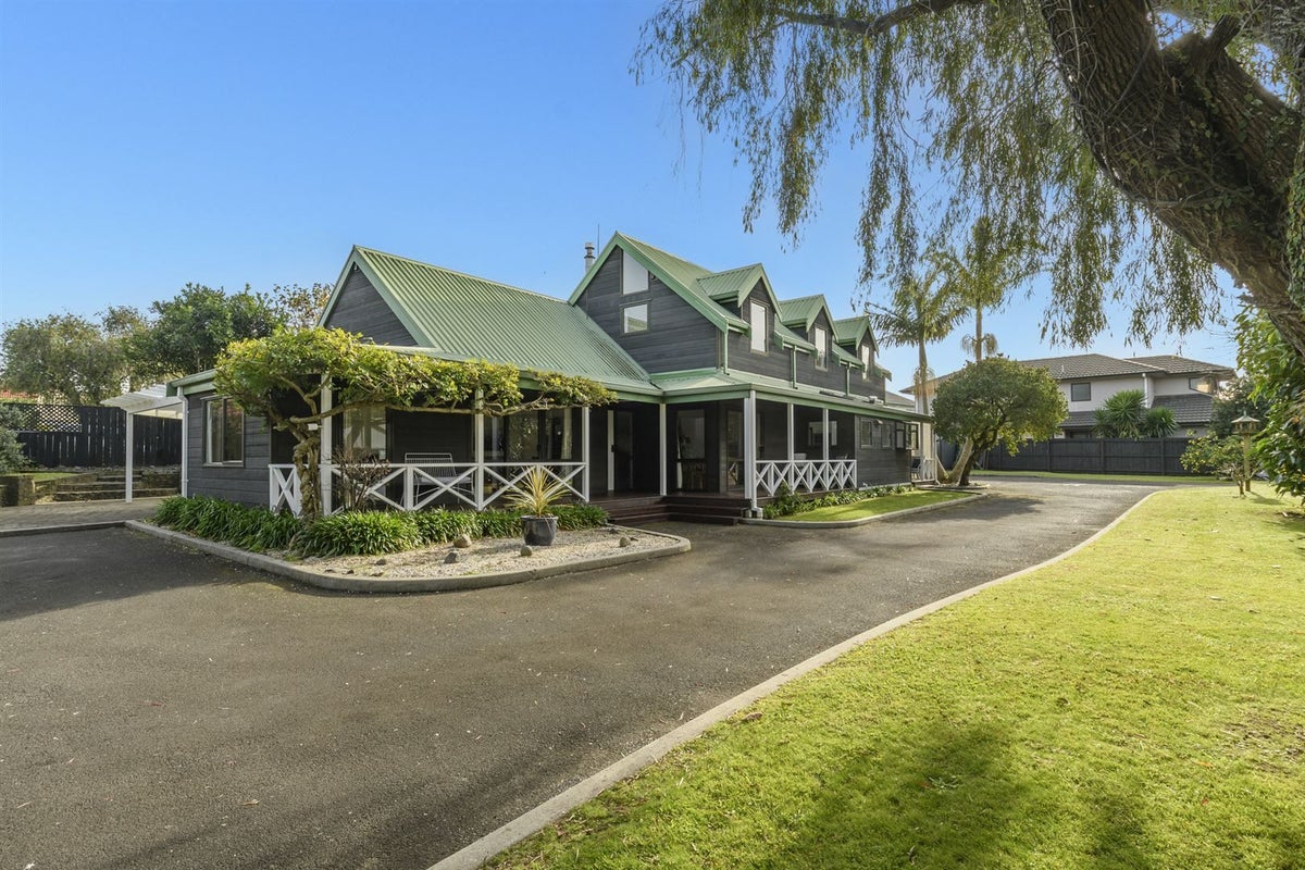 17 Idesia Grove, Matua, Tauranga - Carousel 1