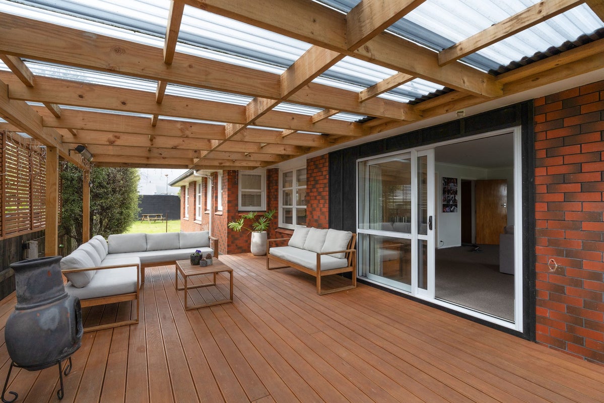 12 Tawa Street, Levin, Levin - Carousel 1