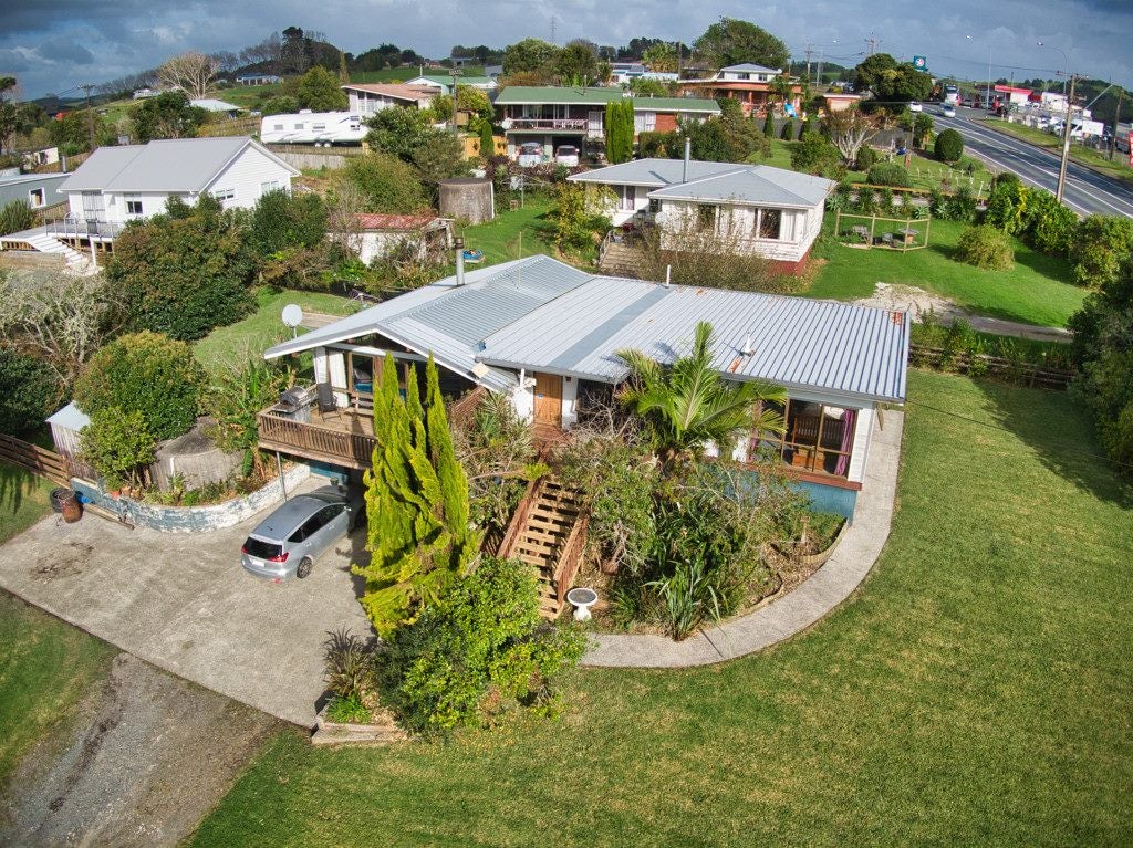 4 Settlement Road, Kaiwaka - Carousel 1