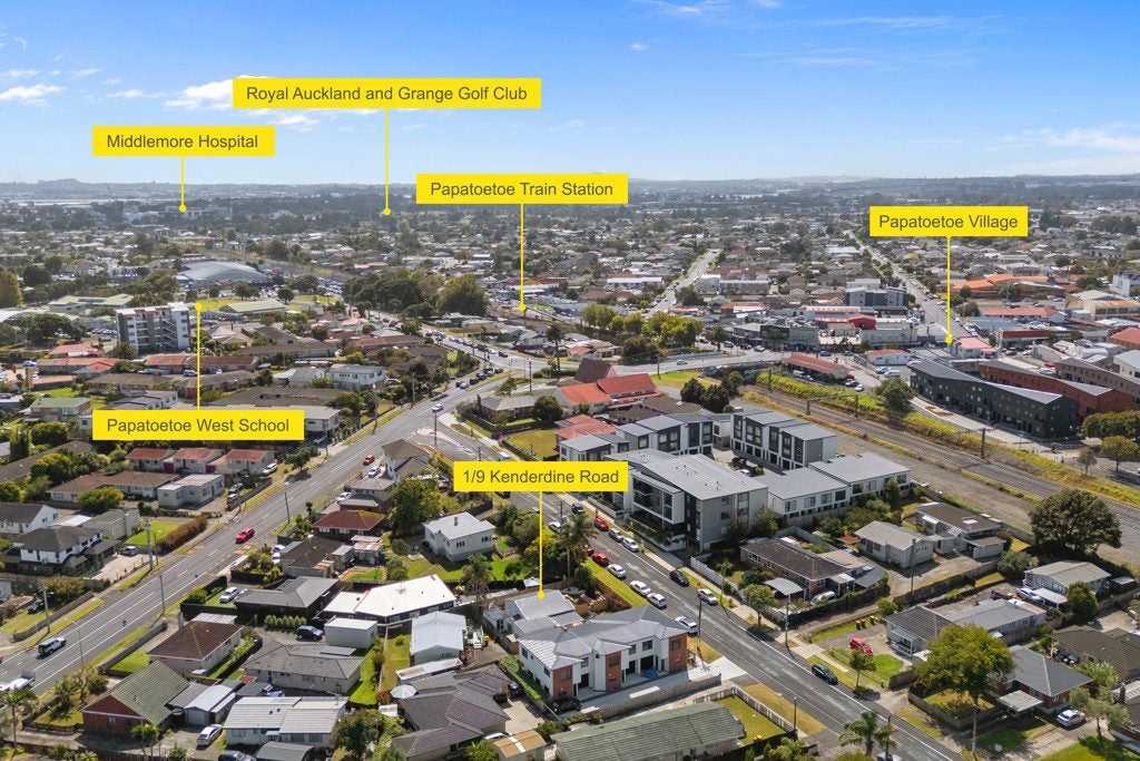 1/9 Kenderdine Road, Papatoetoe, Auckland - Carousel 28