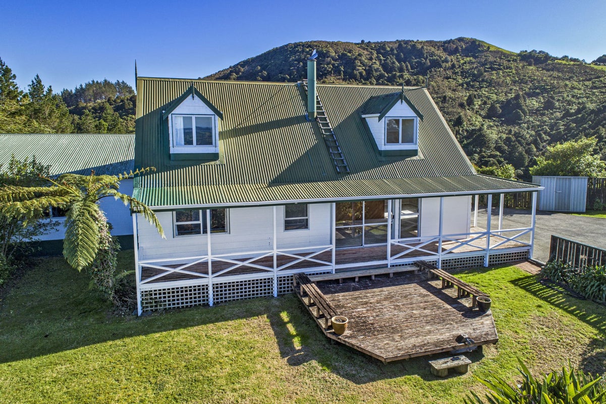 133 Parakiore Road, Whangarei - Carousel 1
