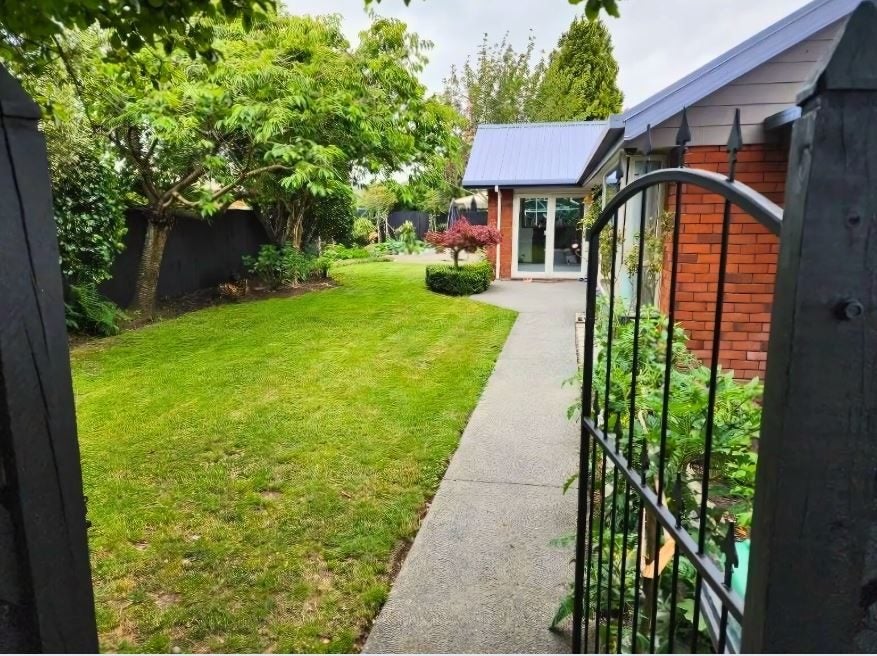 13 Ben Nevis Drive, Broomfield, Christchurch - Carousel 2