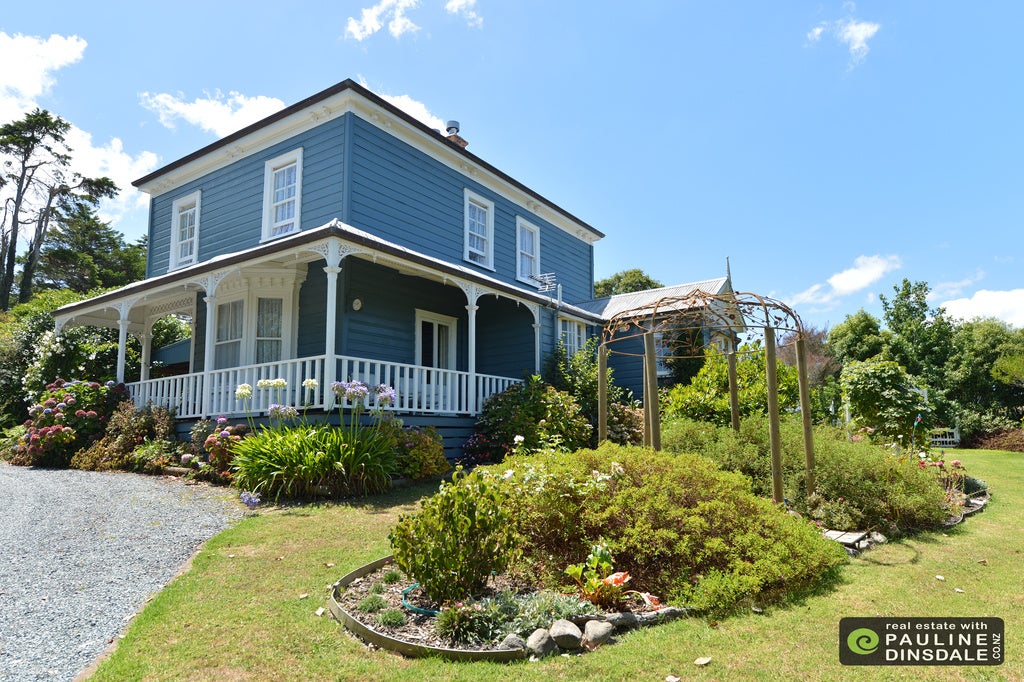 102 Vinegar Hill Road, Kamo - Carousel 1