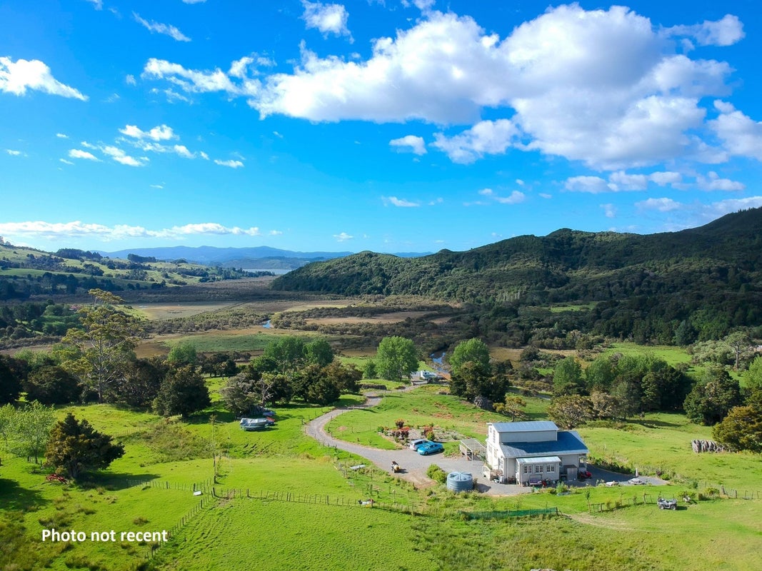 50 Mcdonnell Road, Horeke, Okaihau - Carousel 1