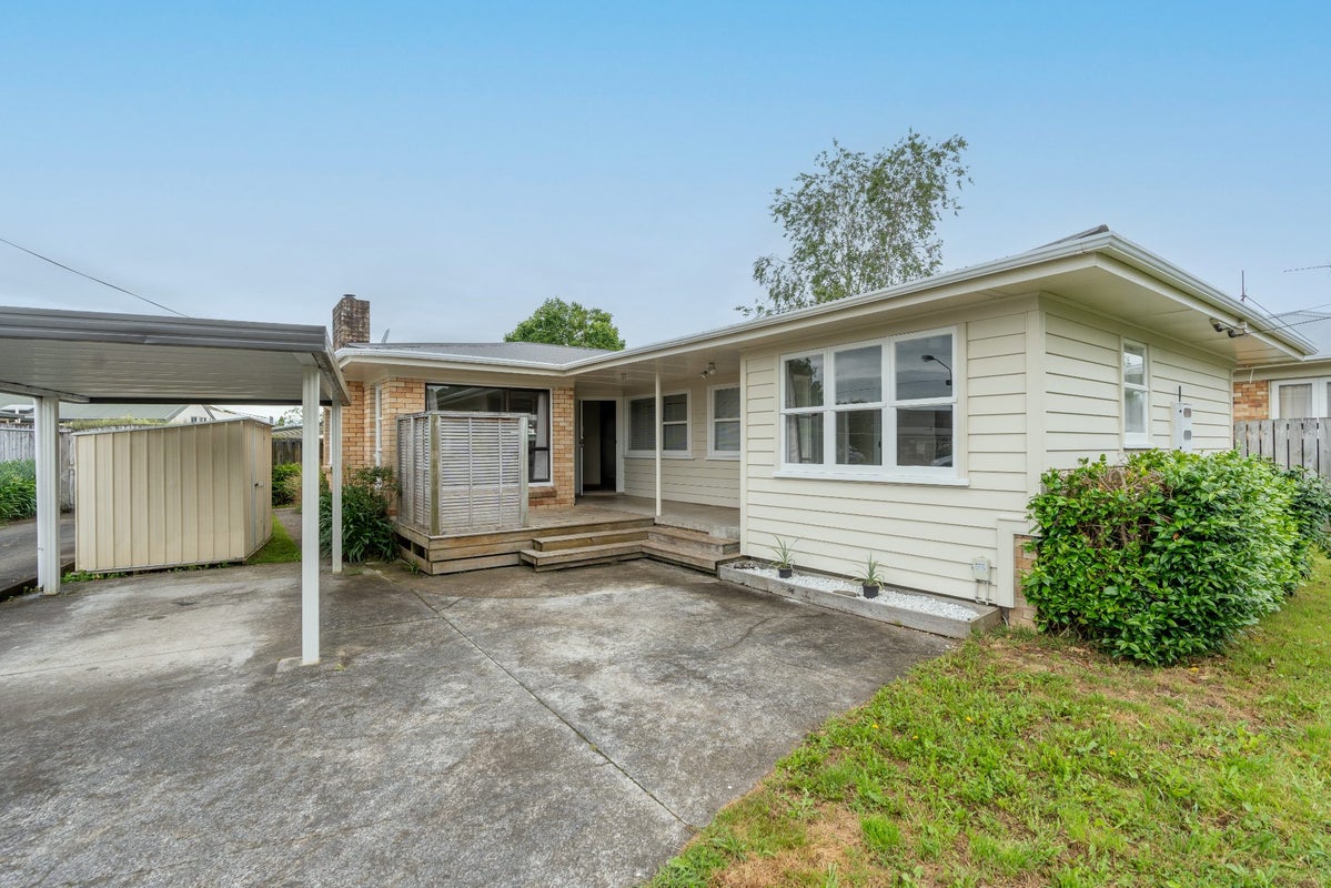 150A Bankwood Road, Chartwell, Hamilton - Carousel 1