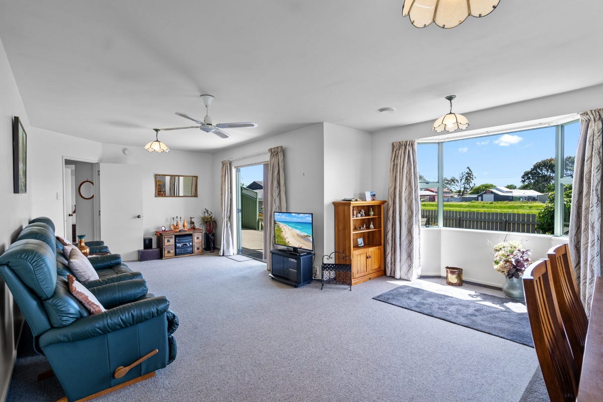 34 Orwell Crescent, Newfield, Invercargill - Carousel 2