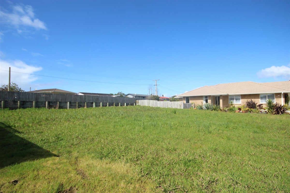 55 North Crest Drive, Onerahi, Whangarei - Carousel 2