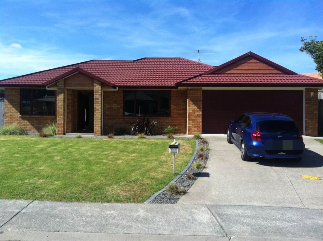 10A Louvain Place, Greenhithe, Auckland - Carousel 1