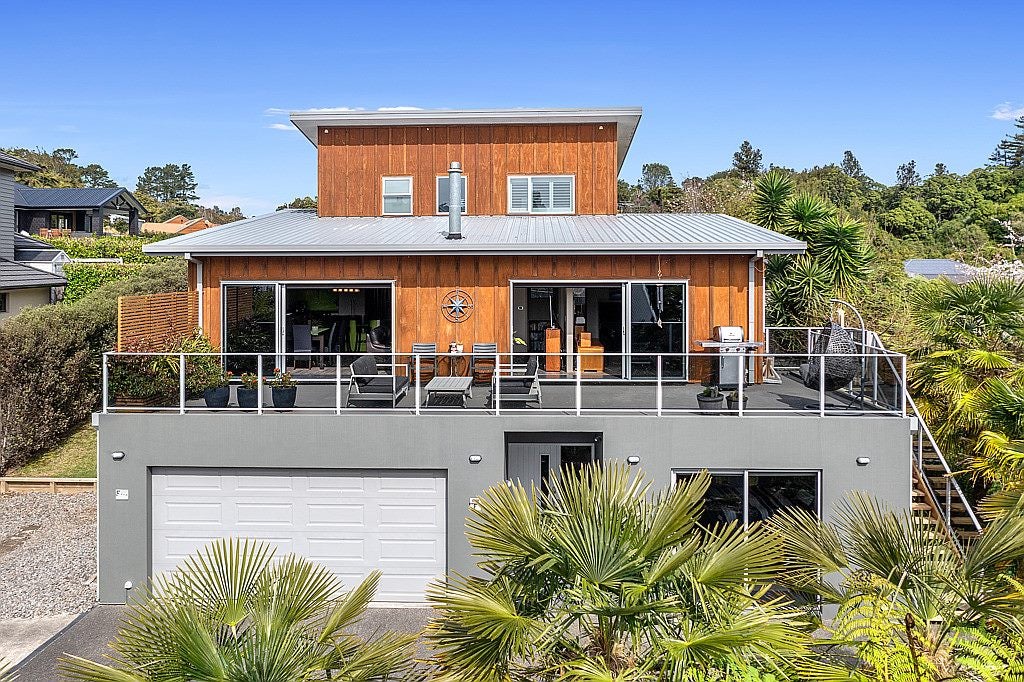 26F Smith Road, Merrilands, New Plymouth - Carousel 27