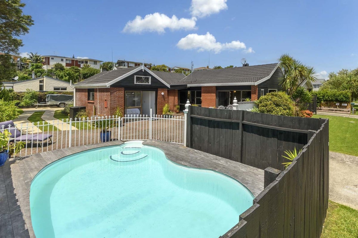 28 Shelley Street, Otumoetai, Tauranga - Carousel 1