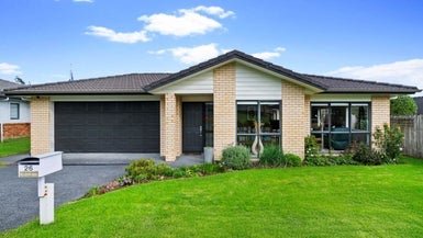 26 Jelas Road, Red Beach, Red Beach - Carousel 1