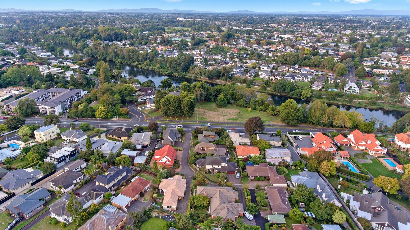 4 Airdrie Lane, Beerescourt, Hamilton - Carousel 26