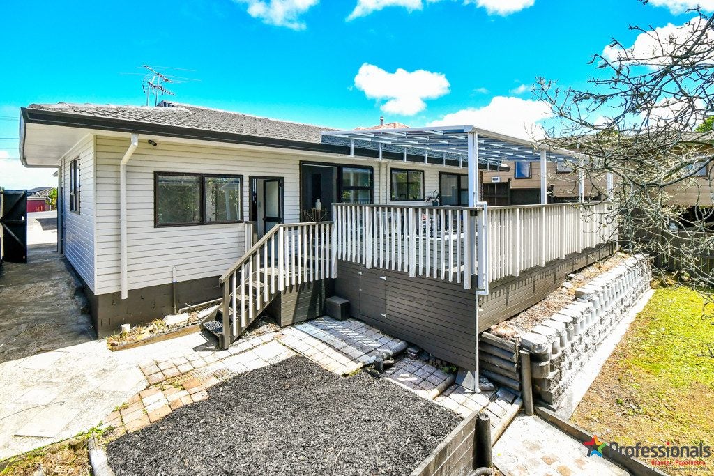 2/46A Claude Road, Hillpark, Auckland - Carousel 1