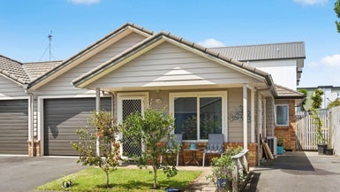 22/241 Killarney Road, Frankton, Hamilton - Carousel 1