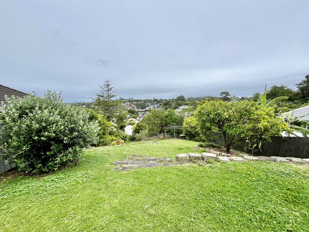 86 Arran Road, Browns Bay, Auckland - Carousel 15