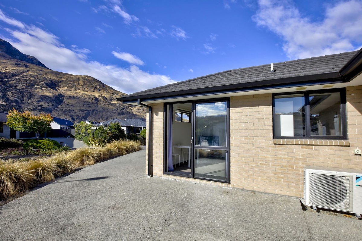 3 Chadlington Way, Lower Shotover, Queenstown - Carousel 1