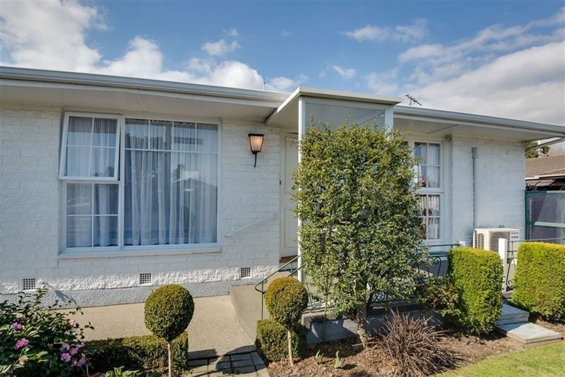 2/202 Waimairi Road, Ilam, Christchurch - Carousel 2
