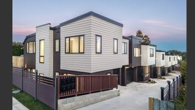 24A Roberts Road, Glenfield, Auckland - Carousel 1