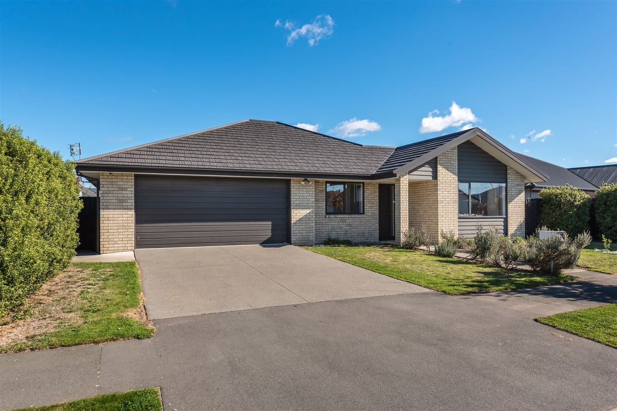26 Echelon Drive, Wigram, Christchurch - Carousel 1