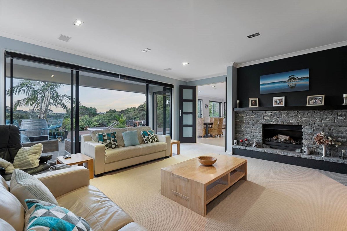 337 Glenvar Road, Long Bay, Auckland - Carousel 2