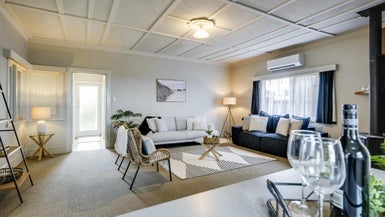70 Te Awa Avenue, Te Awa, Napier - Carousel 1