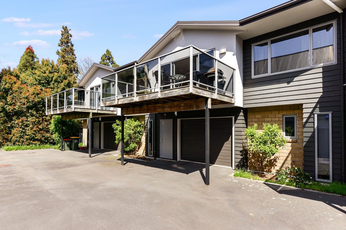 4/10 Dowding Street, Melville, Hamilton - Carousel 1