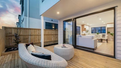 186C Whitney Street, Blockhouse Bay, Auckland - Carousel 1