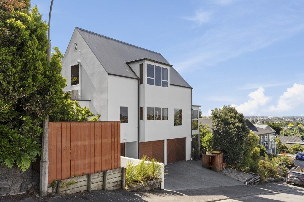 16 Merlewood Avenue, Cashmere, Christchurch - Carousel 2