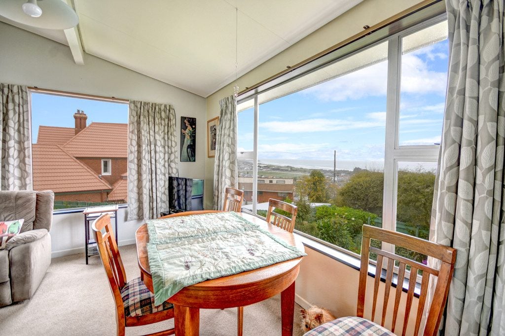 14 Winston Place, Kew, Dunedin - Carousel 2