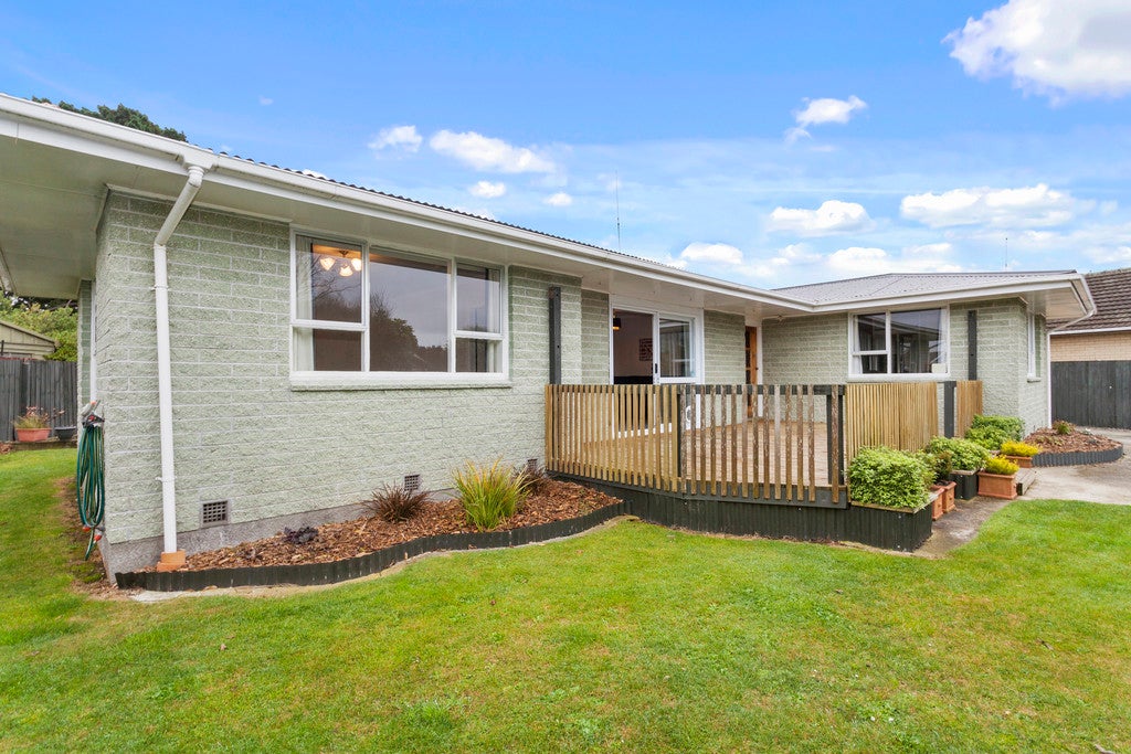 1 Pateley Lane, Aranui, Christchurch - Carousel 2