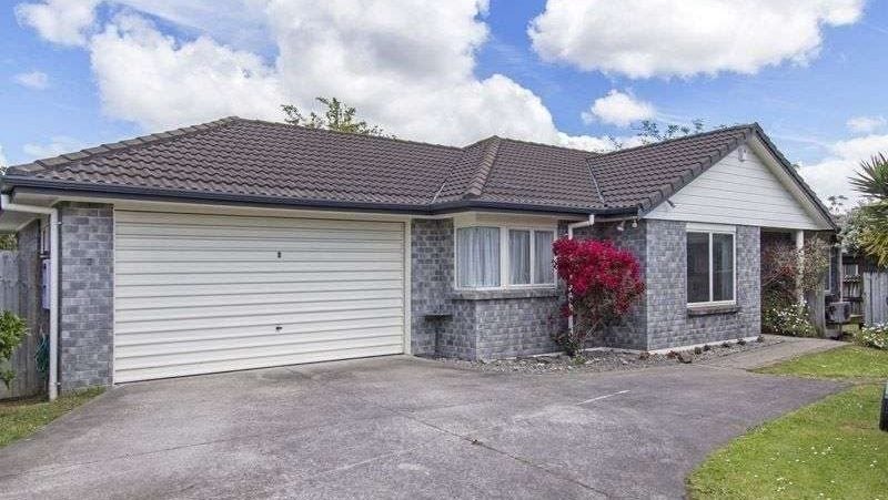 2/26 West Fairway, Golflands, Auckland - Carousel 1