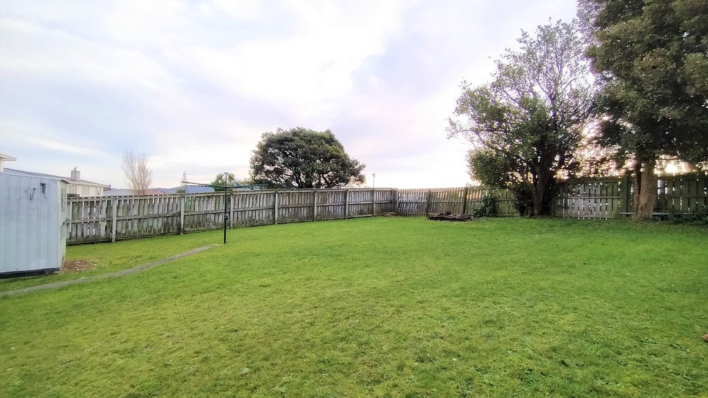 33 Corinna Street, Waitangirua, Porirua - Carousel 20