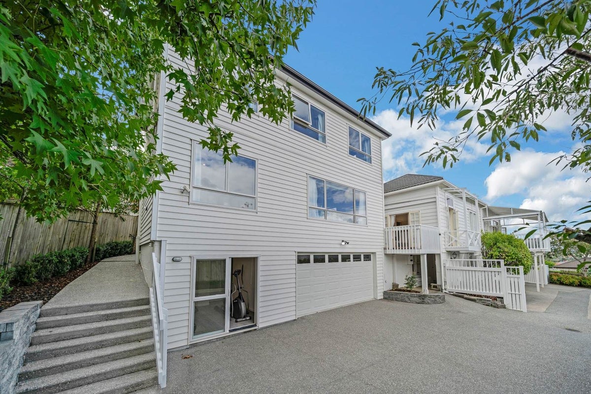 57C Point View Drive, East Tamaki Heights, Auckland - Carousel 1