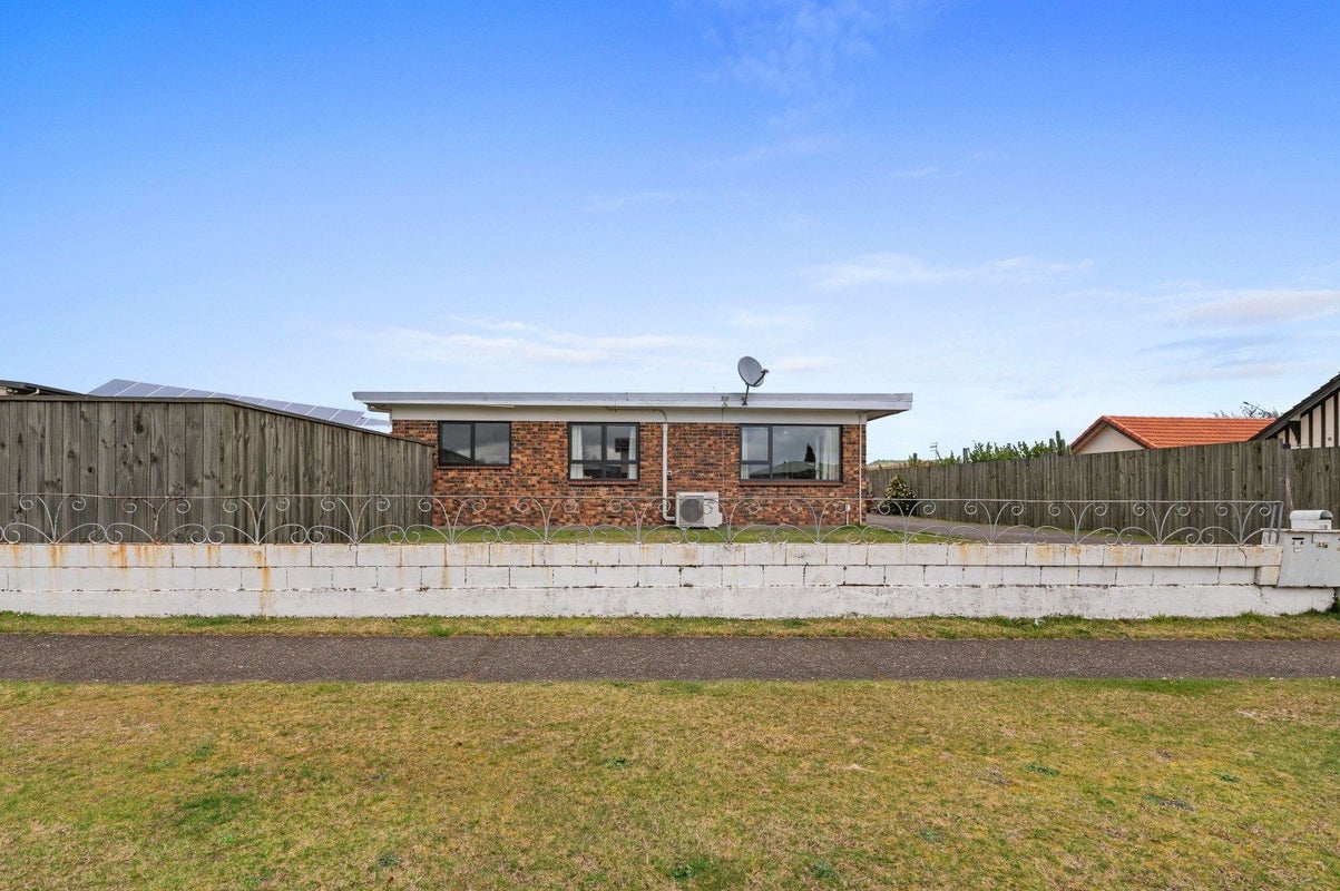 44A Grey Street, Glenholme, Rotorua - Carousel 14