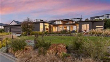 10 Hewers Lane, Kennedys Bush, Christchurch - Carousel 1