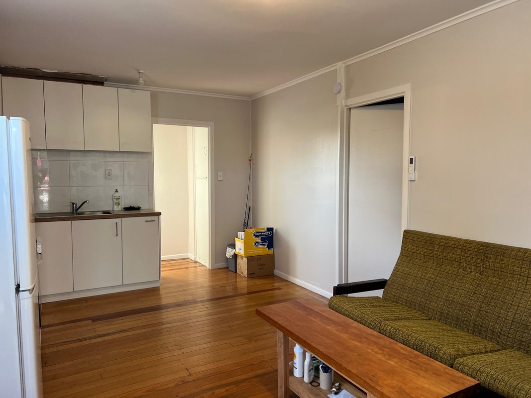 21 Titirangi Road, New Lynn, Auckland - Carousel 2