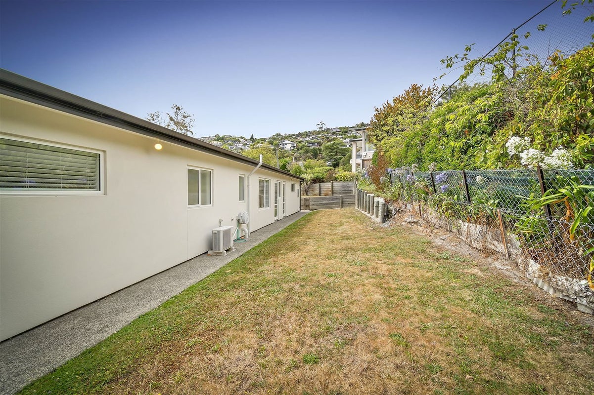4 Whaka Terrace, Huntsbury, Christchurch - Carousel 24