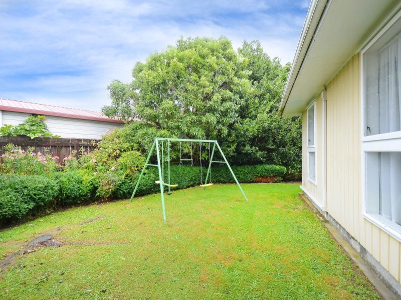 3 Riverlea Way, Totara Park, Upper Hutt - Carousel 21