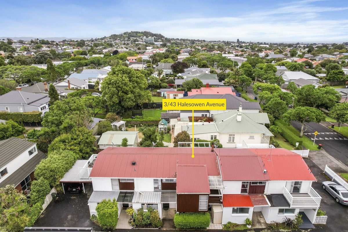 3/43 Halesowen Avenue, Sandringham, Auckland - Carousel 1