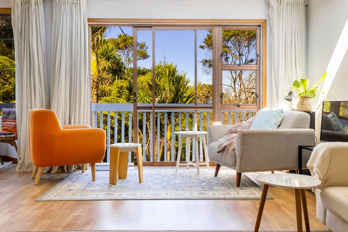 83 Wood Bay Road, Titirangi, Auckland - Carousel 2