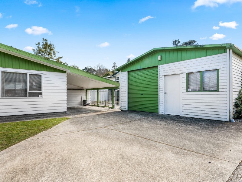 39D Moeraki Road, Maoribank, Upper Hutt - Carousel 2