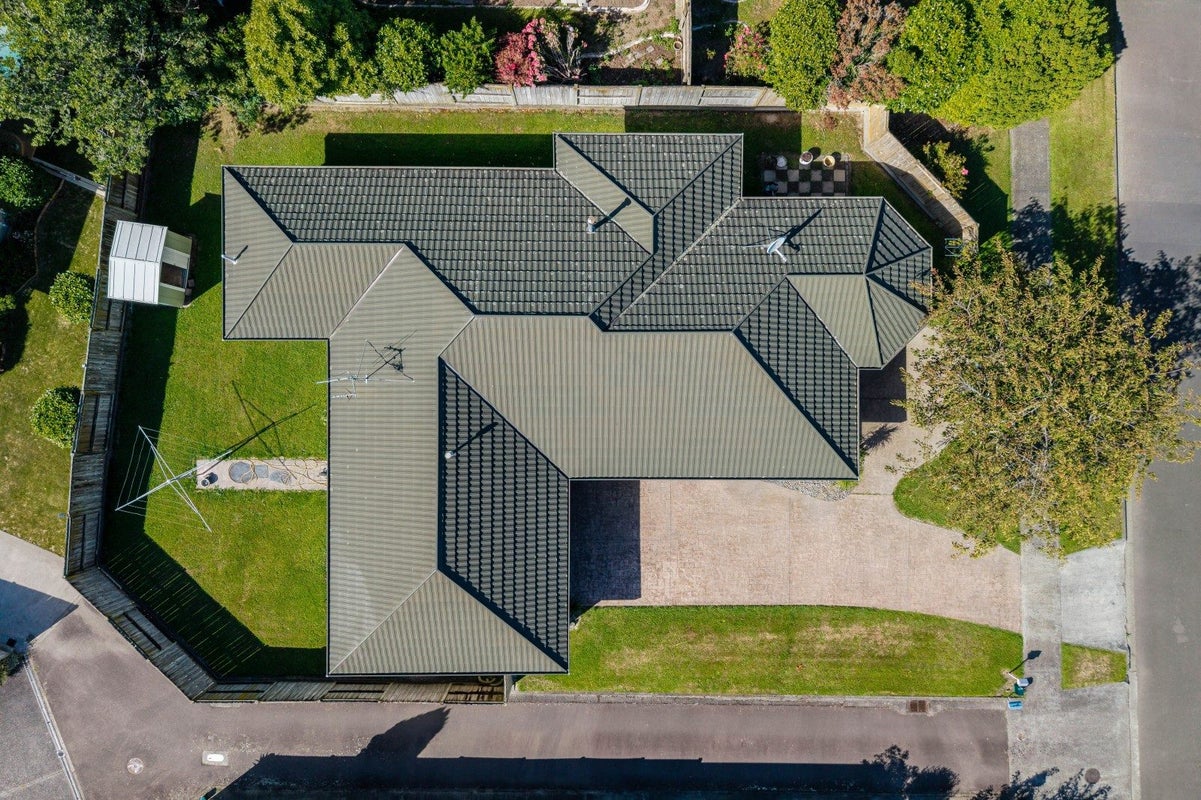8 Rothesay Place, Highbury, Palmerston North - Carousel 20