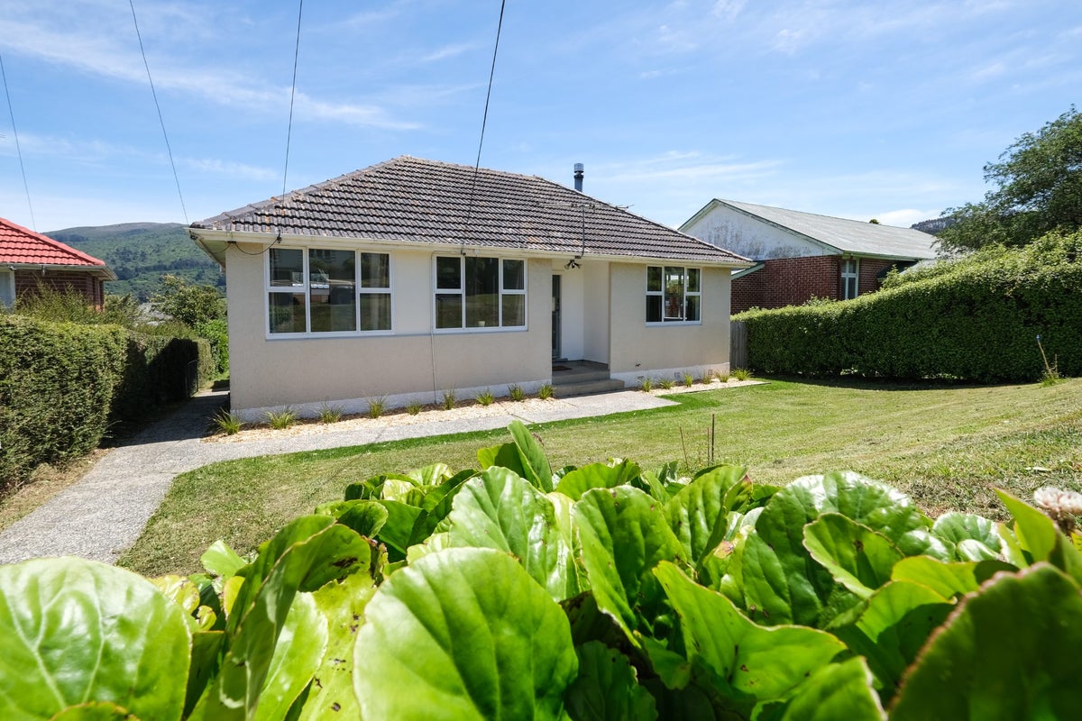 359 Pine Hill Road, Liberton, Dunedin - Carousel 1