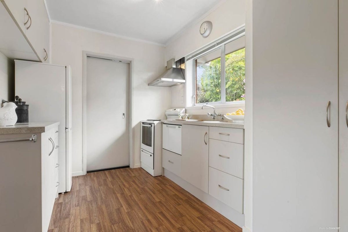 3/105 Olsen Avenue, Hillsborough, Auckland - Carousel 2