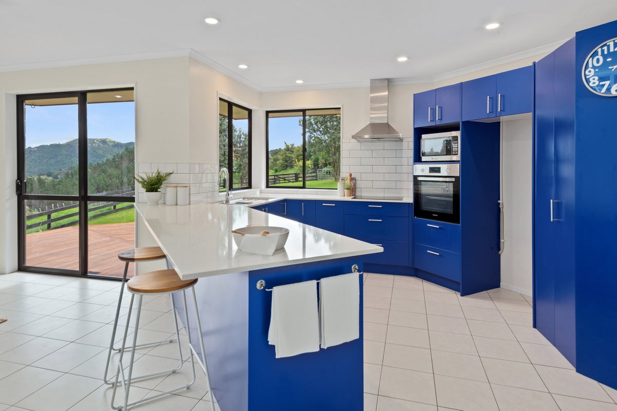 21 Bretts Place, Kamo - Carousel 2