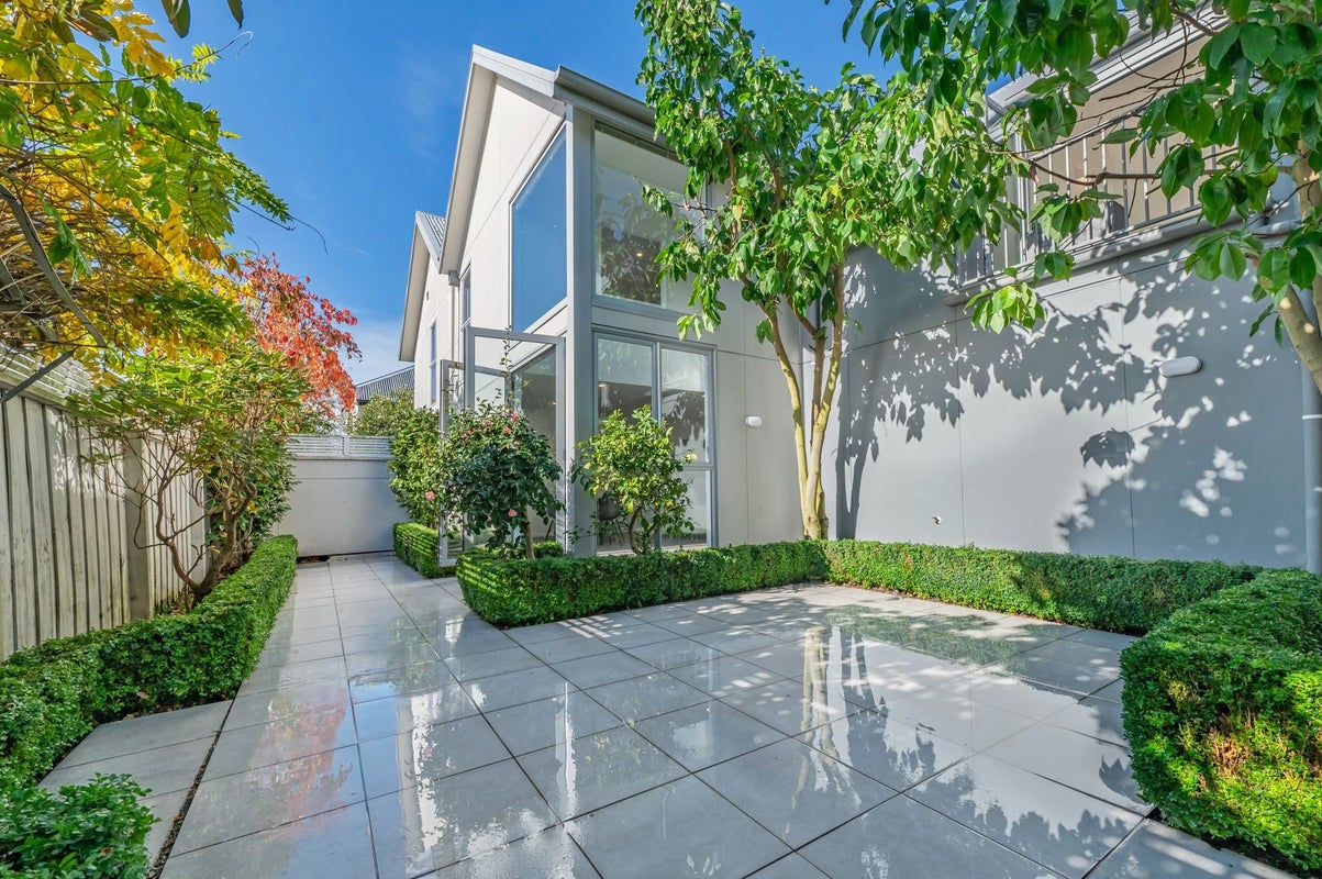 4/1010 Colombo Street, St Albans, Christchurch - Carousel 2